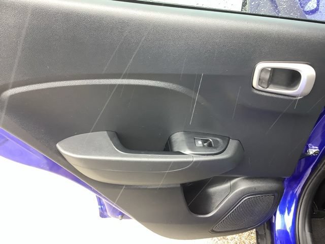 Certified 2025 Hyundai Venue SEL FWD image 14