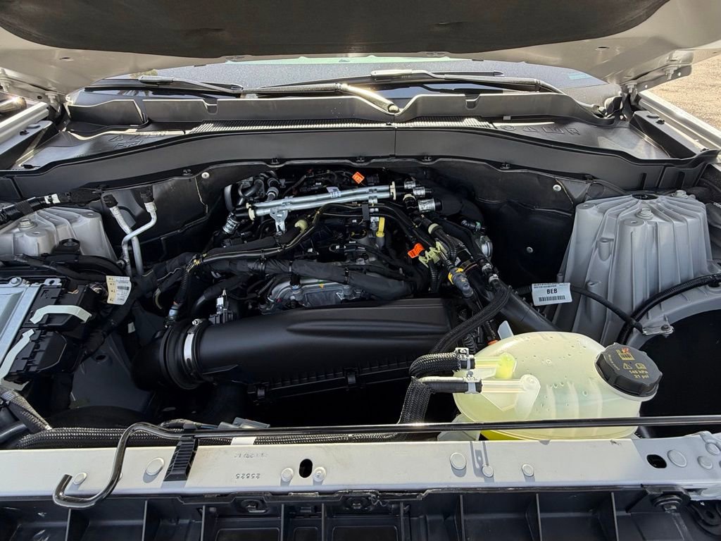 Used 2026 Ford Explorer Active RWD image 32