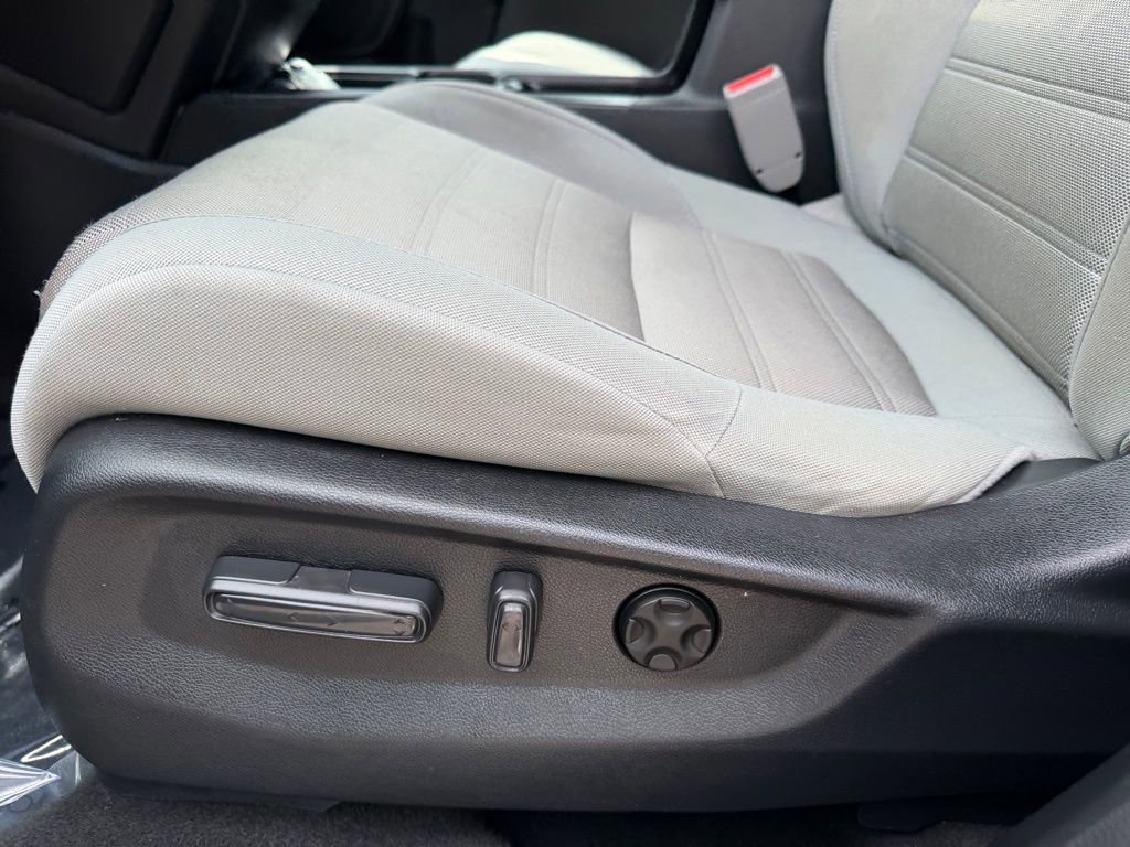 Used 2017 Honda CR-V EX image 18