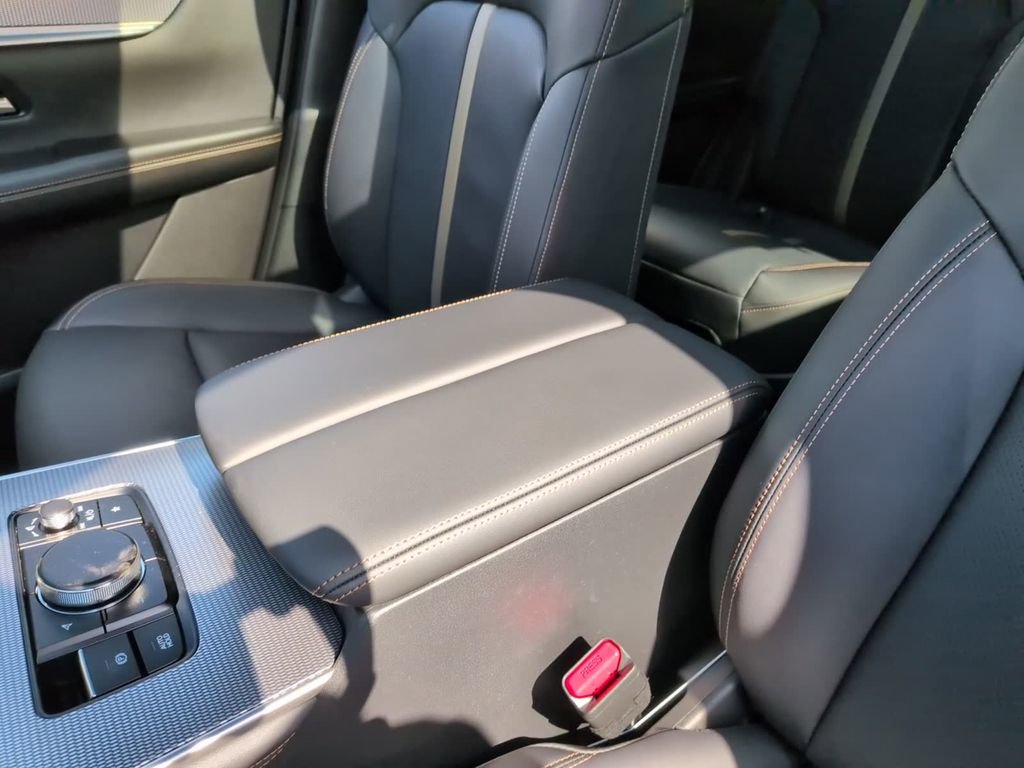 New 2026 MAZDA CX-90 Plug-In Hybrid w/ Premium Plus image 21