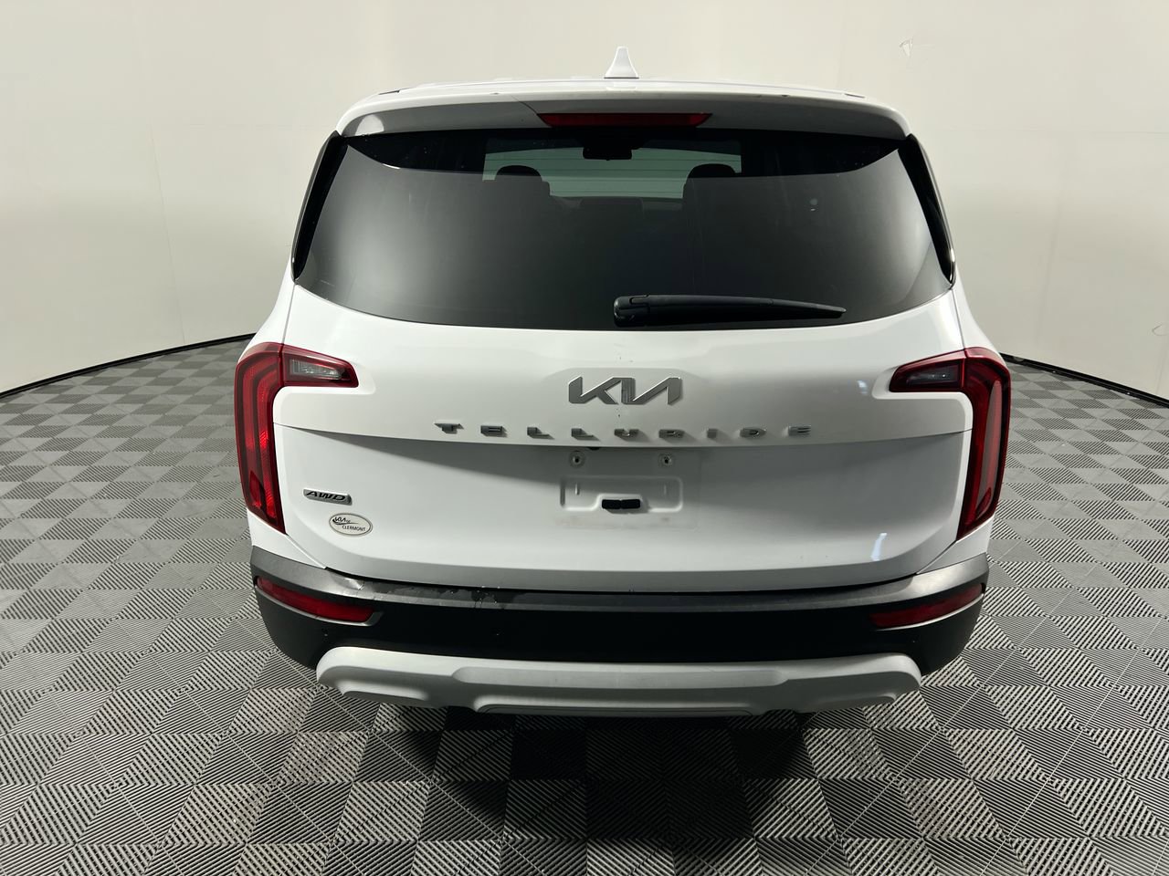 Used 2022 Kia Telluride LX AWD/4WD image 4