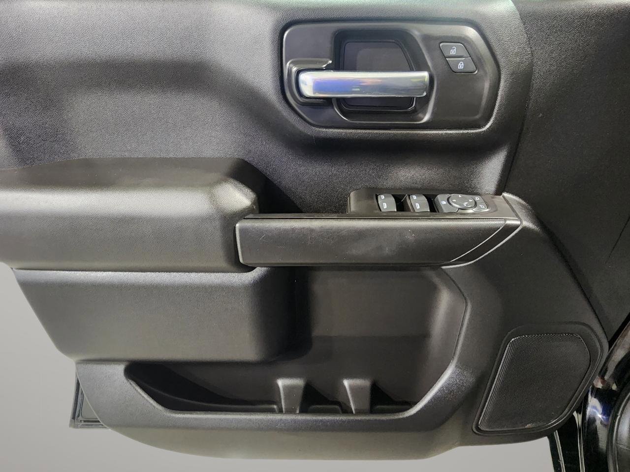 Used 2021 Chevrolet Silverado 1500 Custom w/ Rally Edition image 12