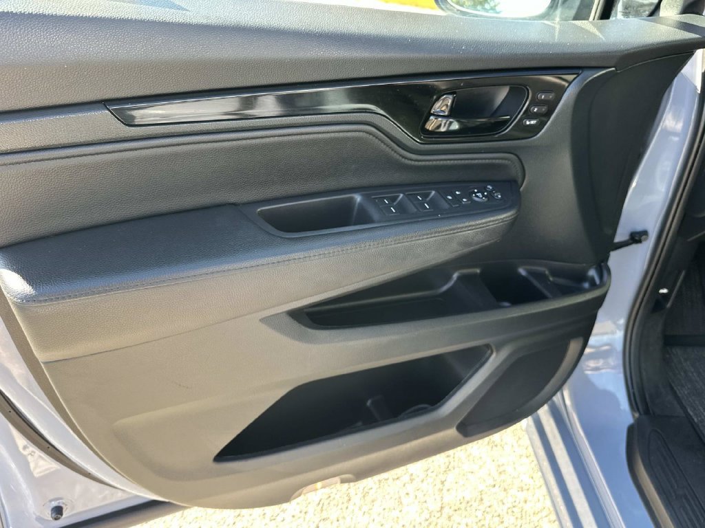 Used 2023 Honda Odyssey Elite image 16