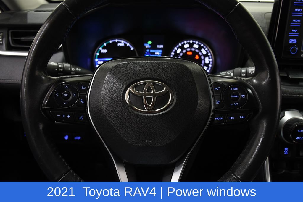 Used 2021 Toyota RAV4 XLE w/ Convenience Package AWD/4WD image 11