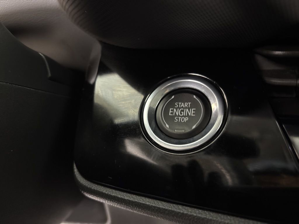 Used 2025 Buick Envision Preferred image 27