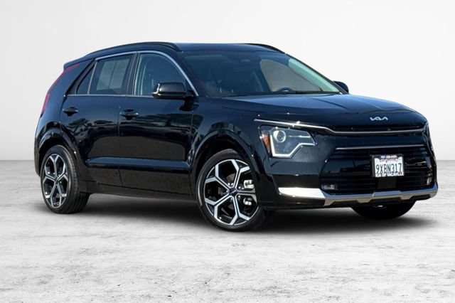 Certified 2025 Kia Niro EX Touring FWD image 2