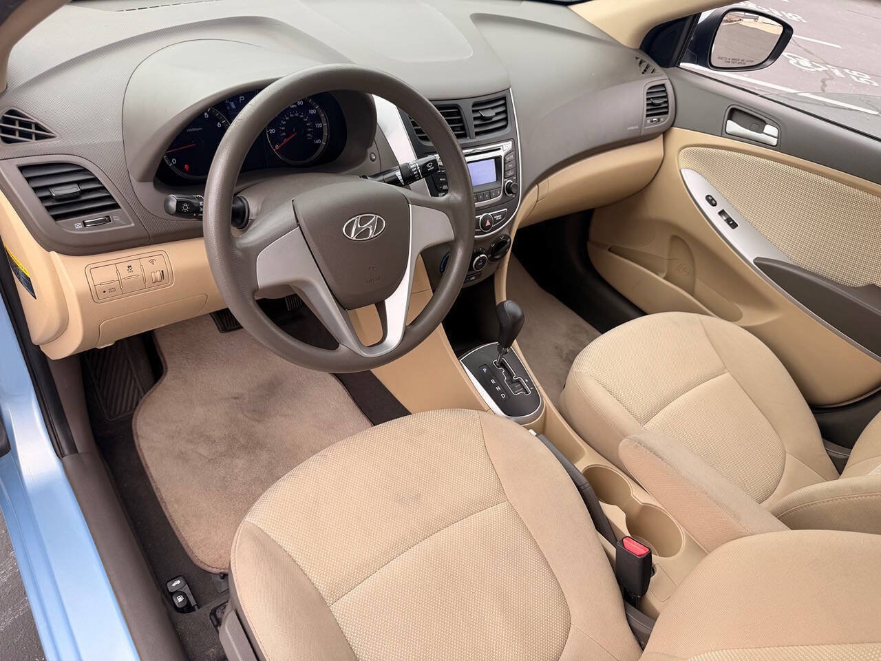 Used 2014 Hyundai Accent GLS FWD image 19