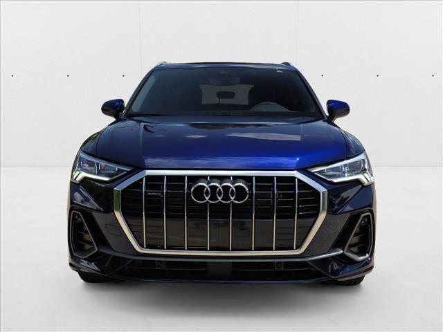 New 2025 Audi Q3 2.0T Premium w/ Convenience Package image 2
