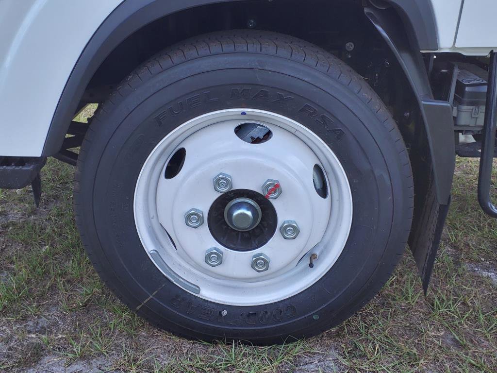 New 2024 Chevrolet Low Cab Forward image 20