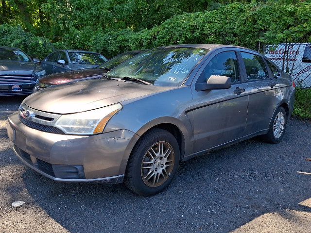 Used 2011 Ford Focus SE FWD image 3
