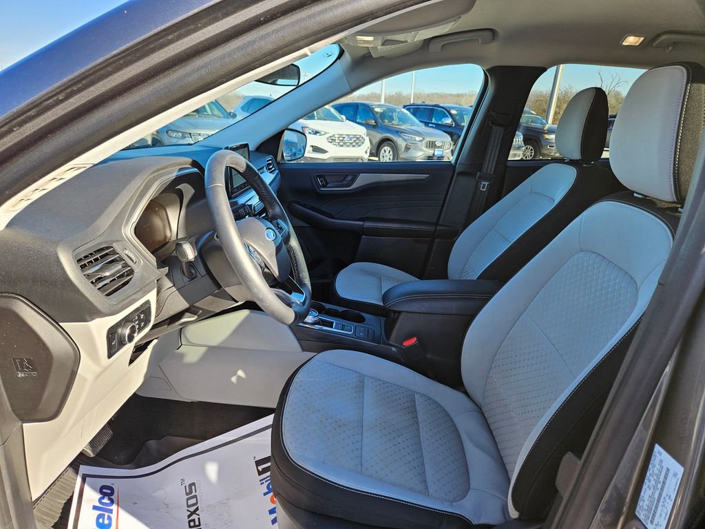 Used 2023 Ford Escape Active image 23