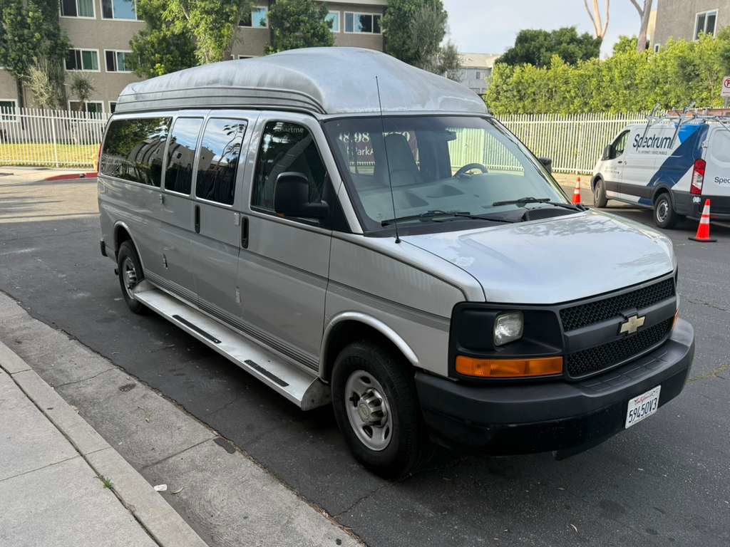 Used 2011 Chevrolet Express 3500 LS RWD image 13