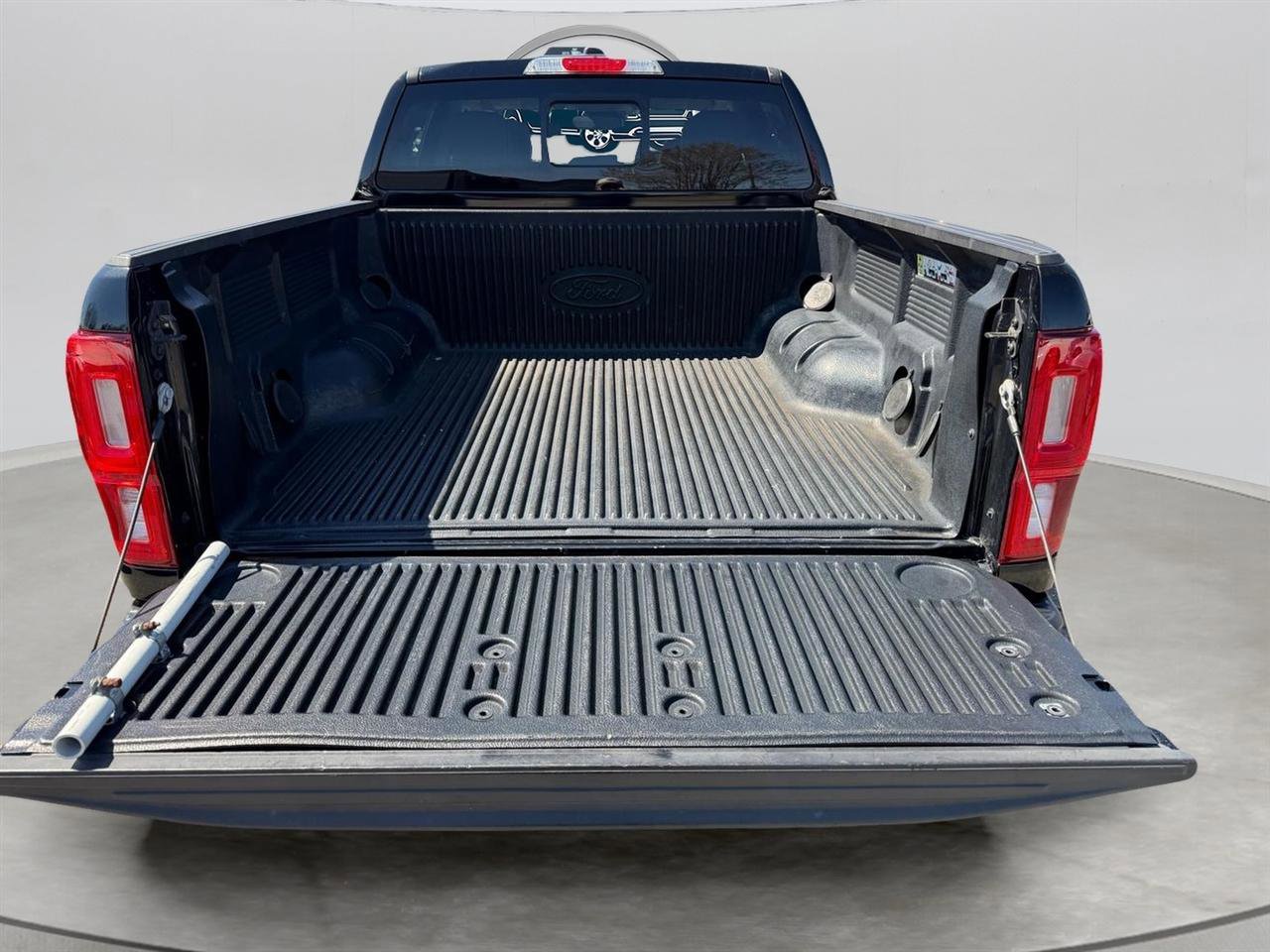 Used 2019 Ford Ranger Lariat w/ Technology Package image 11