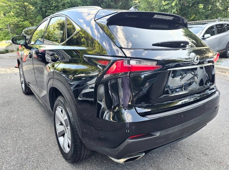 Used 2017 Lexus NX 200t AWD w/ Premium Package image 5