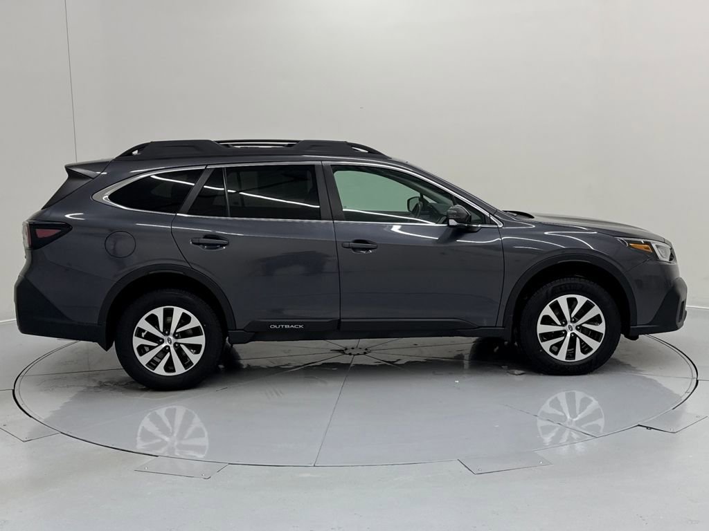 Used 2021 Subaru Outback Premium image 6