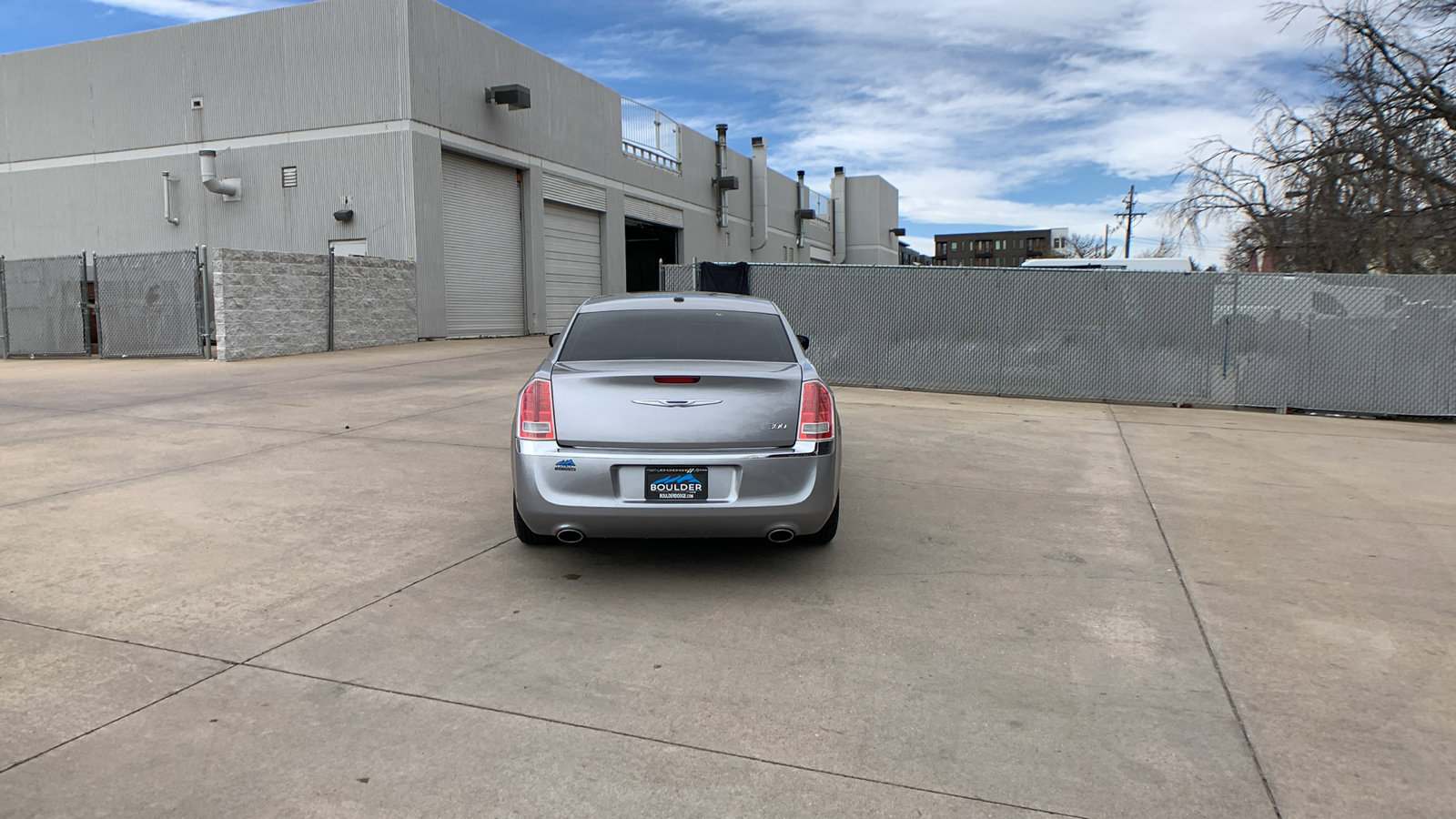 Used 2014 Chrysler 300 image 4