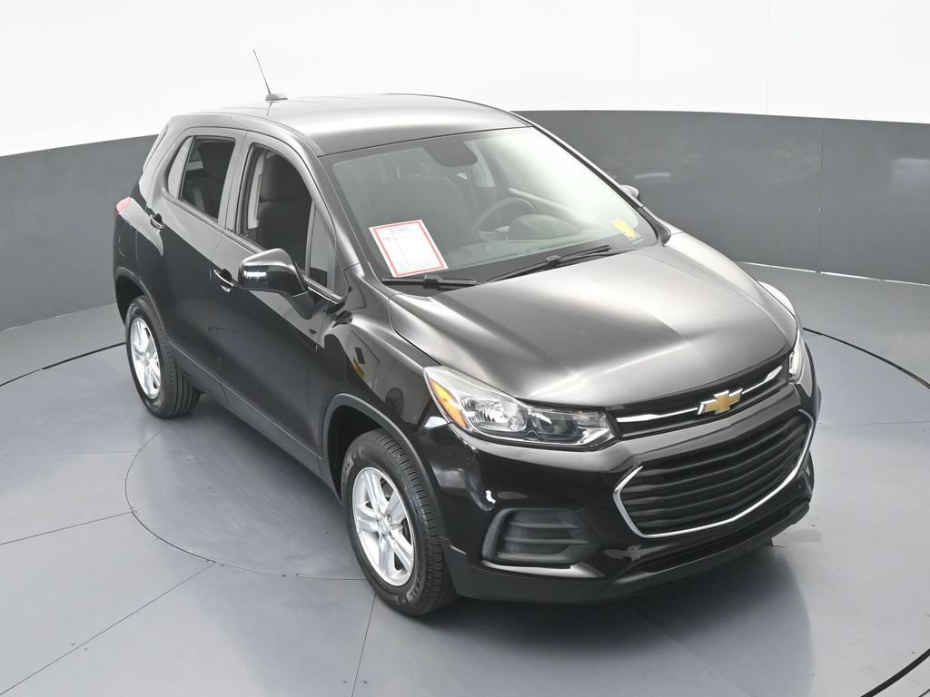 Used 2022 Chevrolet Trax LS AWD/4WD image 47