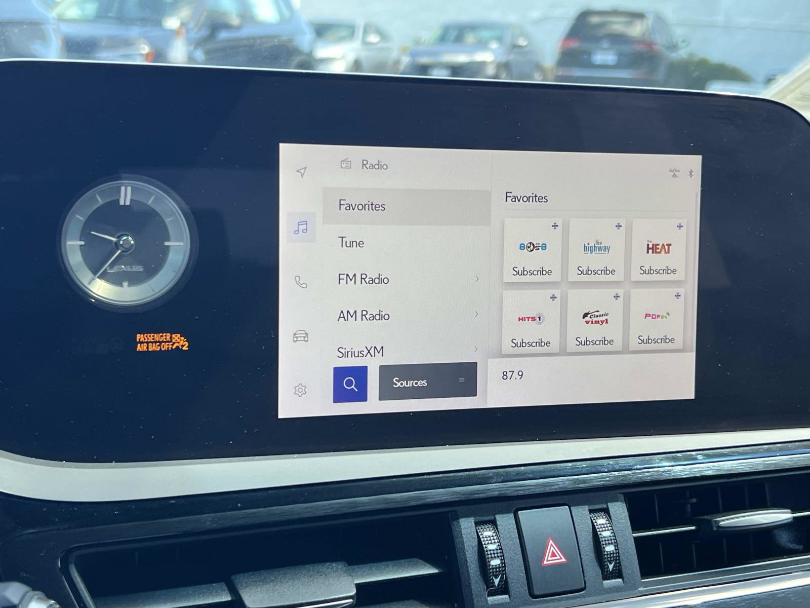 Used 2023 Lexus ES 350 w/ Accessory Package (Z1) image 13