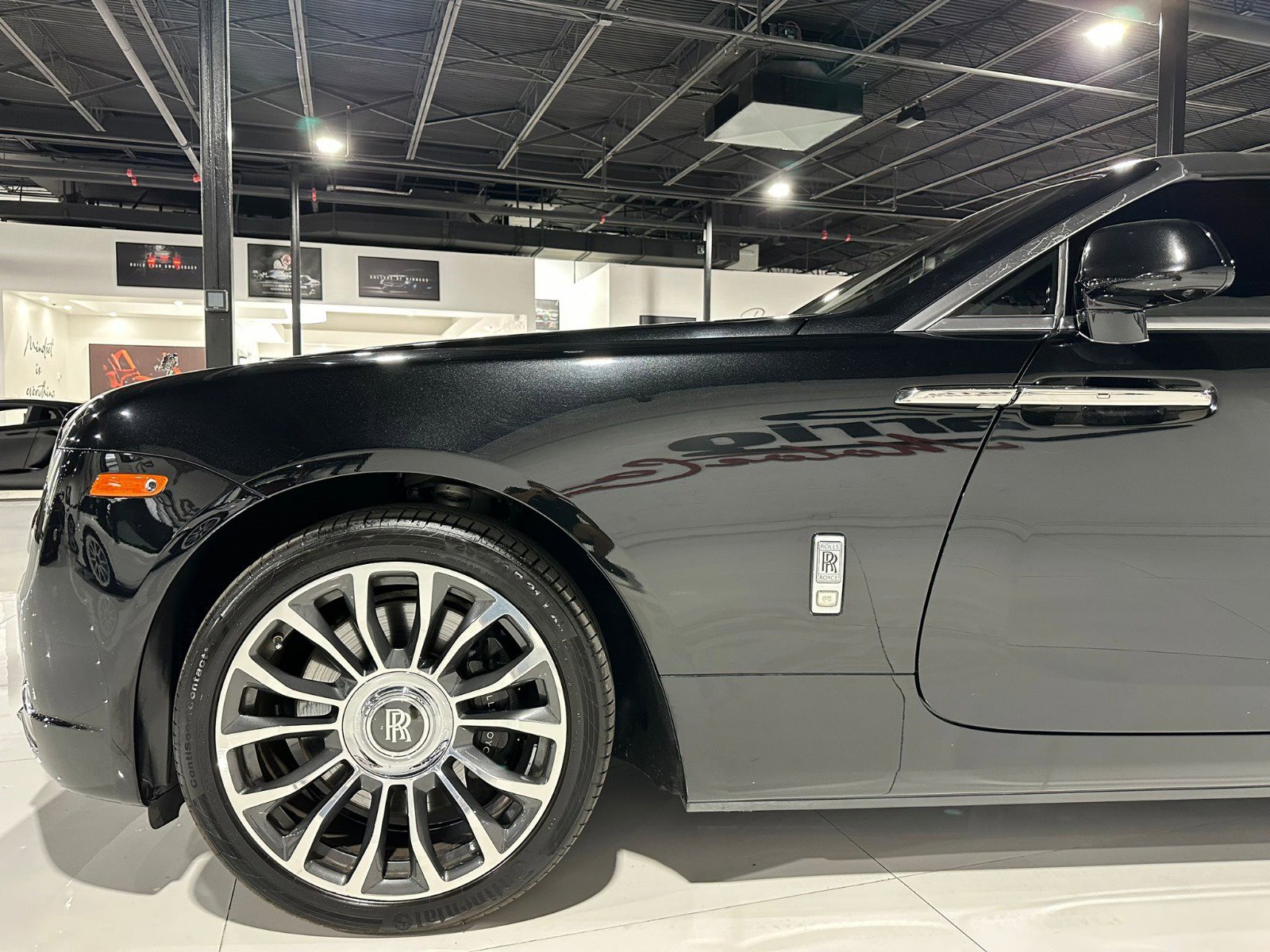 Used 2019 Rolls-Royce Dawn image 58