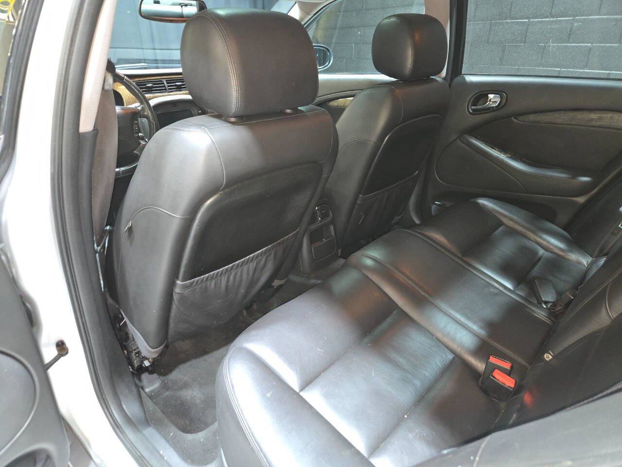 Used 2005 Jaguar S-TYPE R RWD image 56