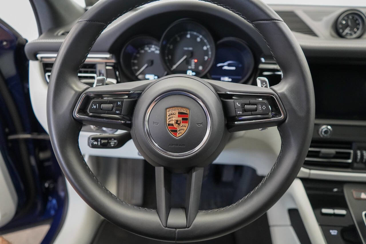 Used 2024 Porsche Macan image 48