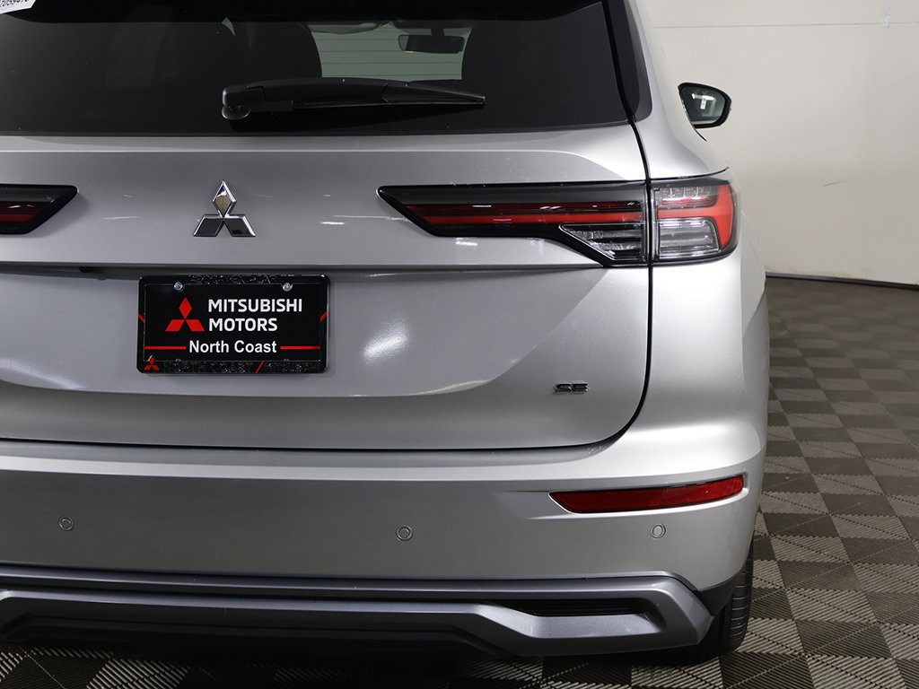 New 2026 Mitsubishi Outlander SE FWD image 18