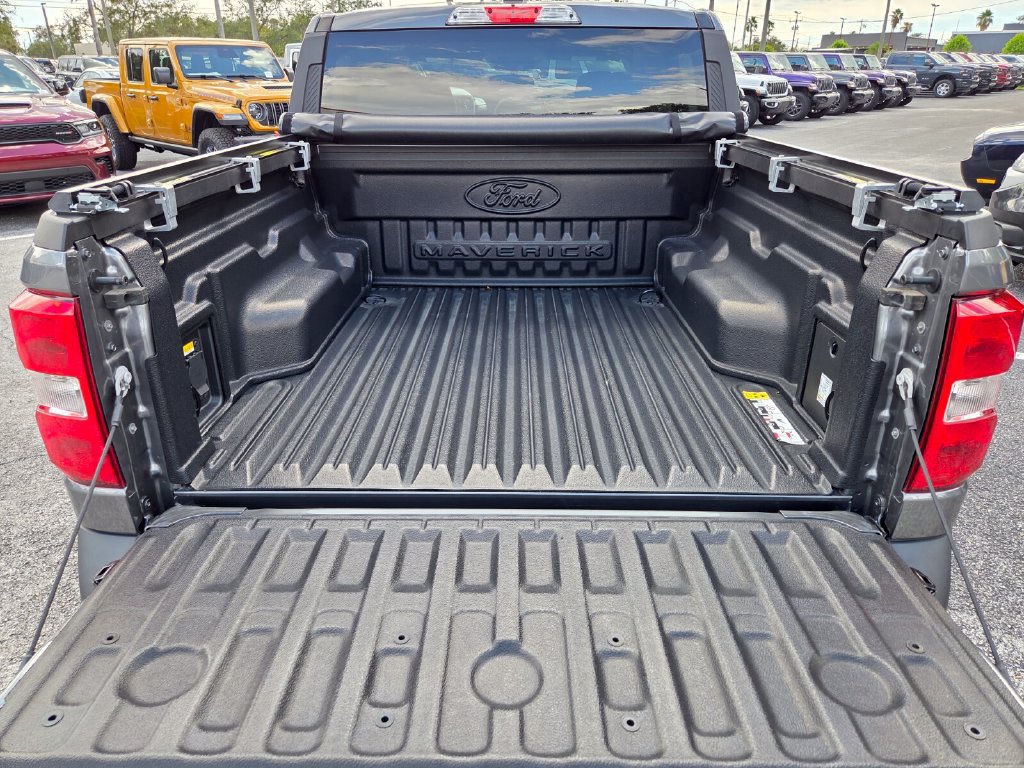 Used 2024 Ford Maverick XLT w/ XLT Luxury Package FWD image 9