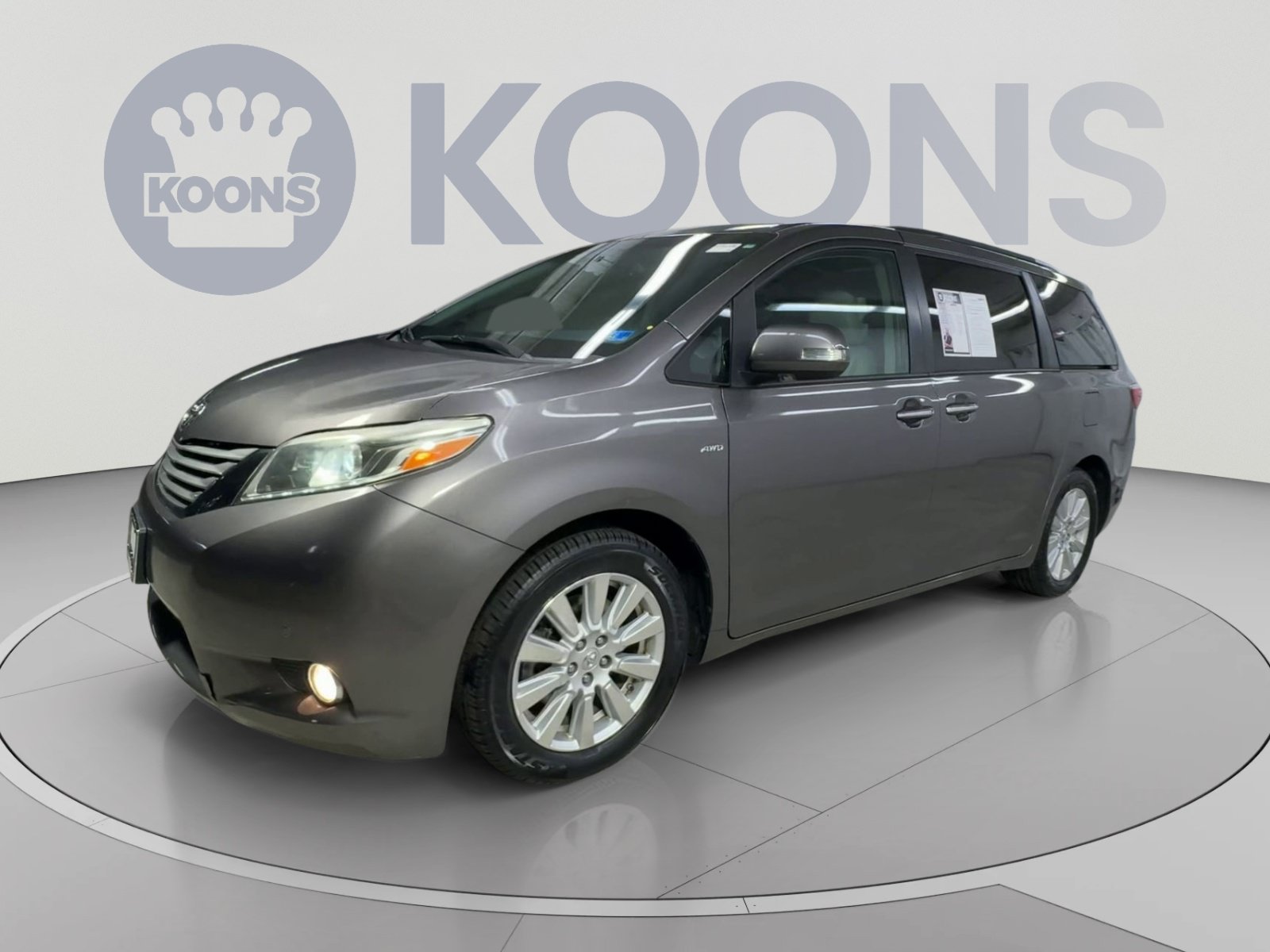 Used 2017 Toyota Sienna Limited Premium AWD/4WD image 5