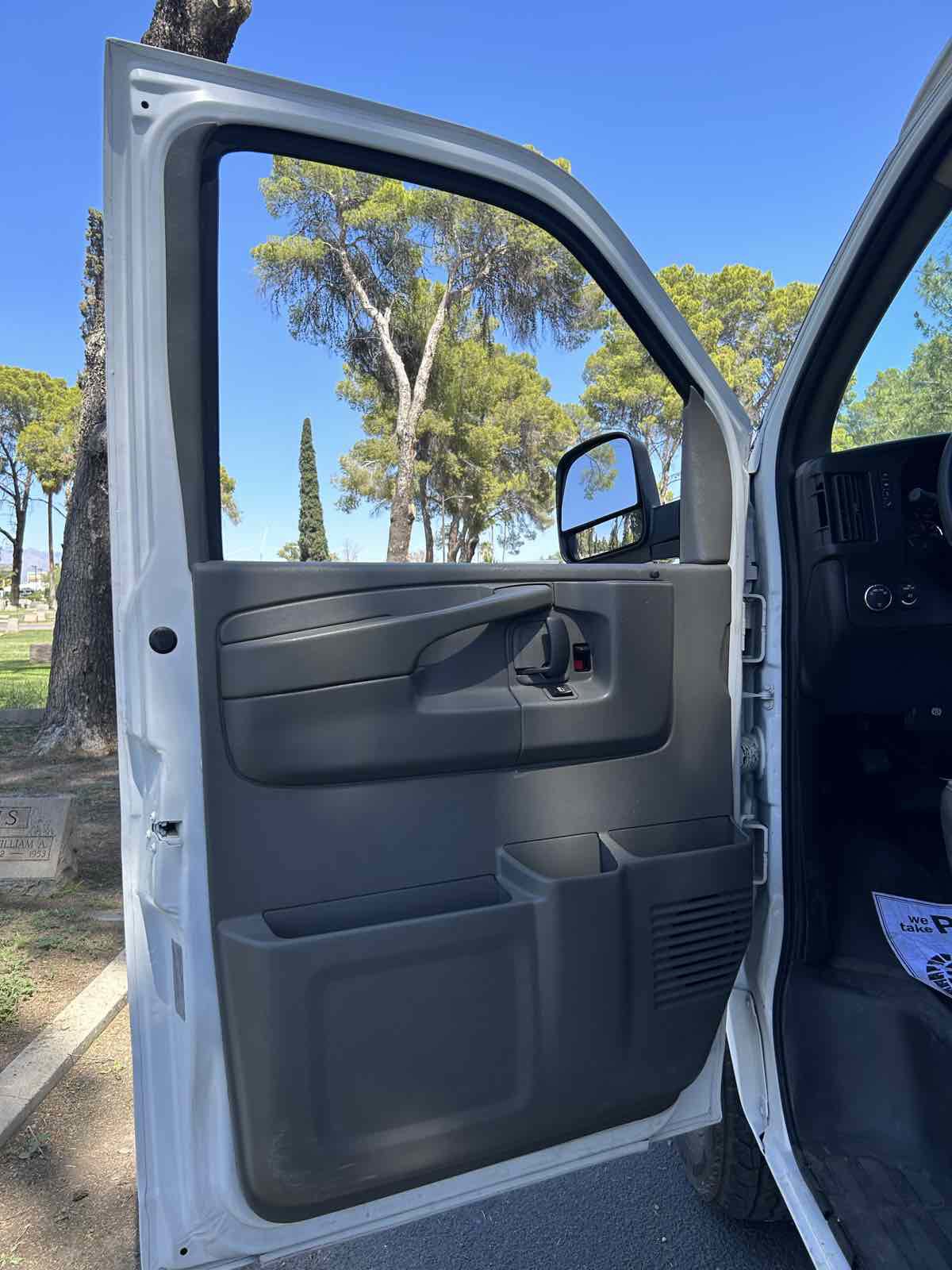 Used 2013 Chevrolet Express 1500 w/ Power Package image 15