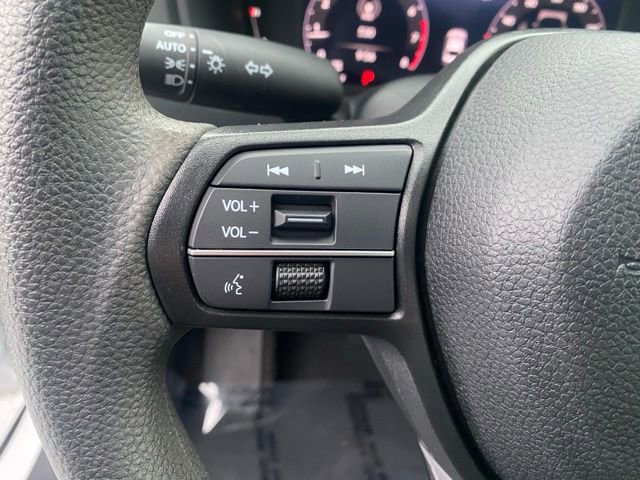 Certified 2023 Honda Accord EX image 25