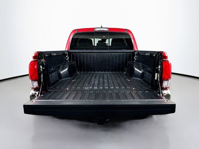 Certified 2018 Toyota Tacoma SR5 AWD/4WD image 27