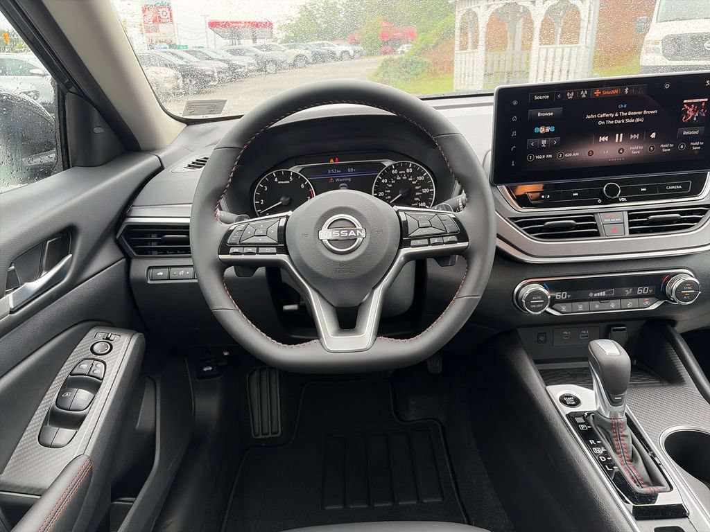 New 2026 Nissan Altima 2.5 SR w/ SR Midnight Edition Package AWD/4WD image 14
