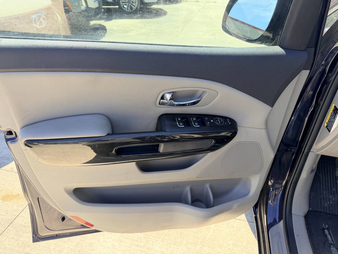 Used 2018 Kia Sedona EX image 13