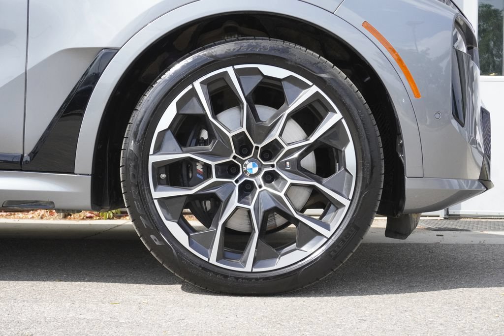 Used 2026 BMW X7 M60i AWD/4WD image 35