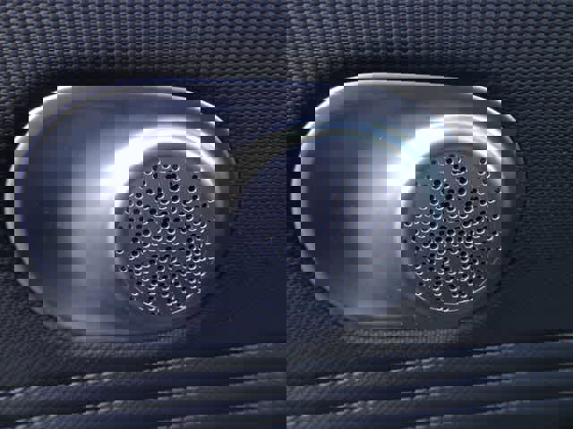 Used 2025 Hyundai Elantra SEL FWD image 16