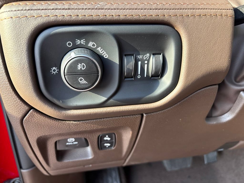 New 2026 RAM 1500 Limited AWD/4WD image 22