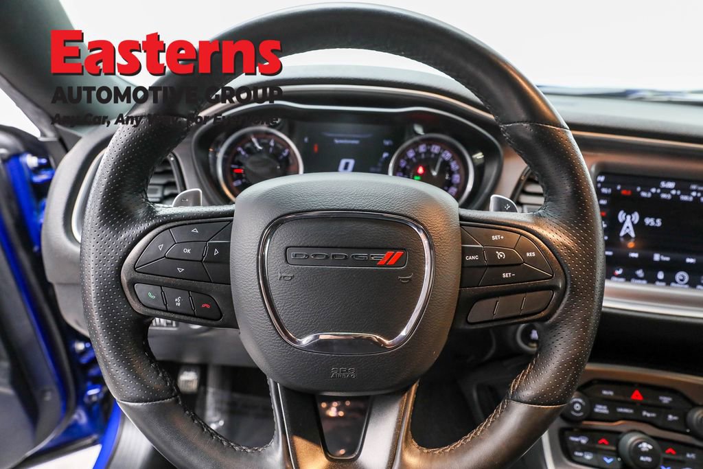 Used 2022 Dodge Challenger R/T Scat Pack w/ Scat Pack Stripe image 10