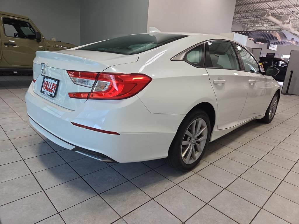 Used 2021 Honda Accord LX image 11