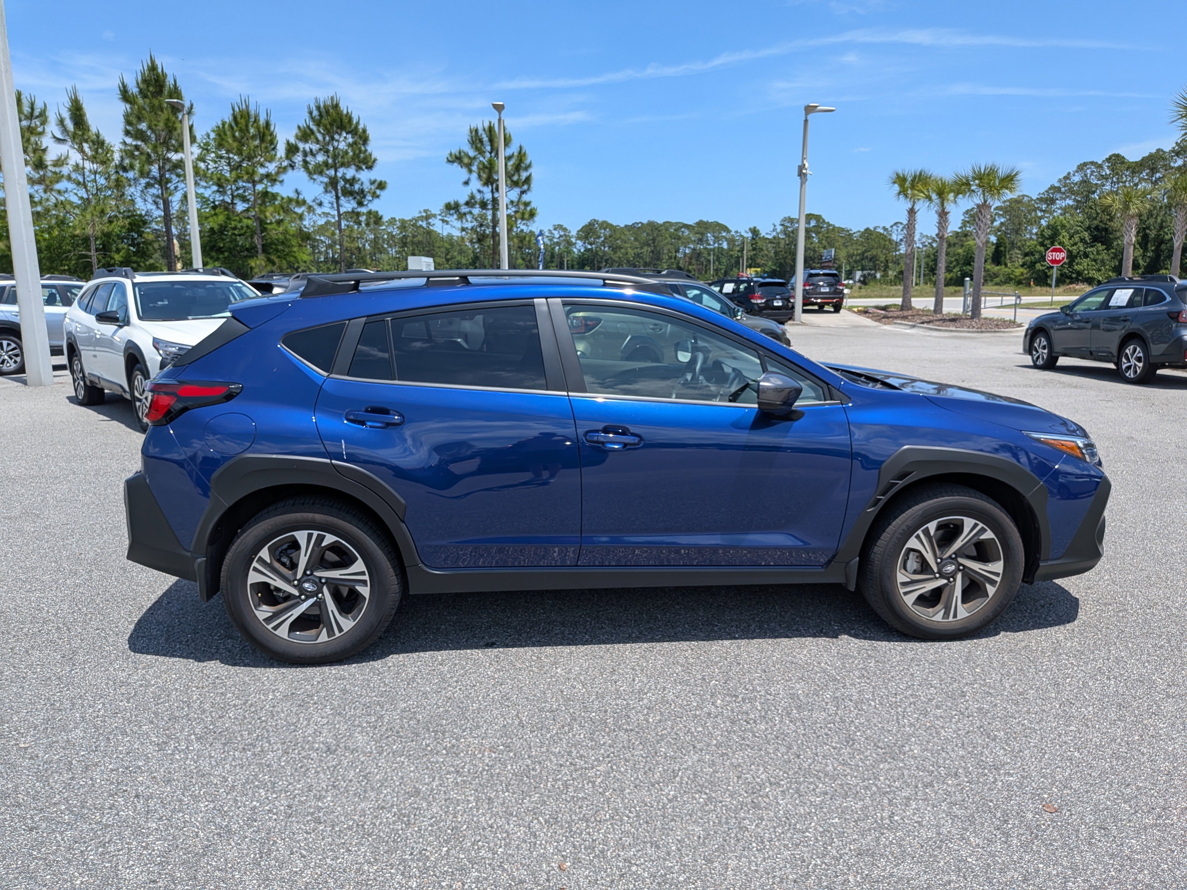Certified 2025 Subaru Crosstrek 2.0i Premium w/ Convenience Package #2 AWD/4WD image 3