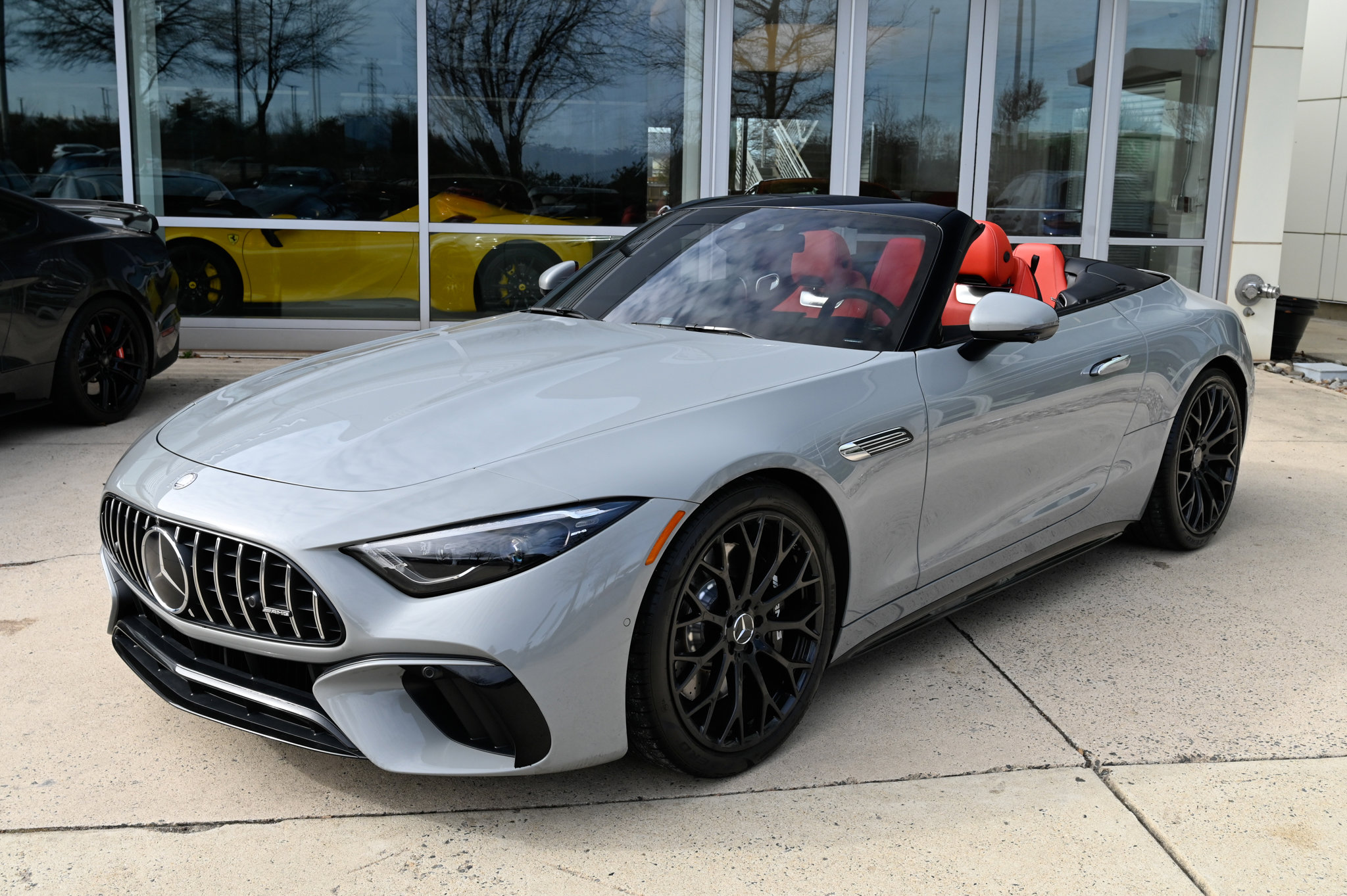 Used 2024 Mercedes-Benz SL 63 AMG 4MATIC image 50
