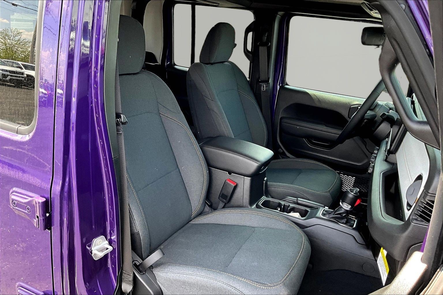 New 2026 Jeep Gladiator Willys AWD/4WD image 18