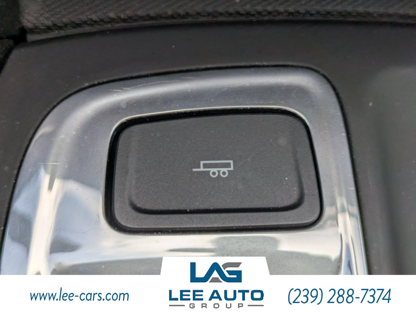 Used 2019 Chevrolet Equinox Premier FWD image 30