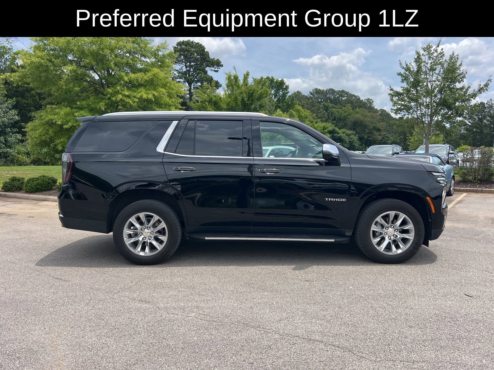 Used 2025 Chevrolet Tahoe Premier w/ Sun And Tow Package AWD/4WD image 4