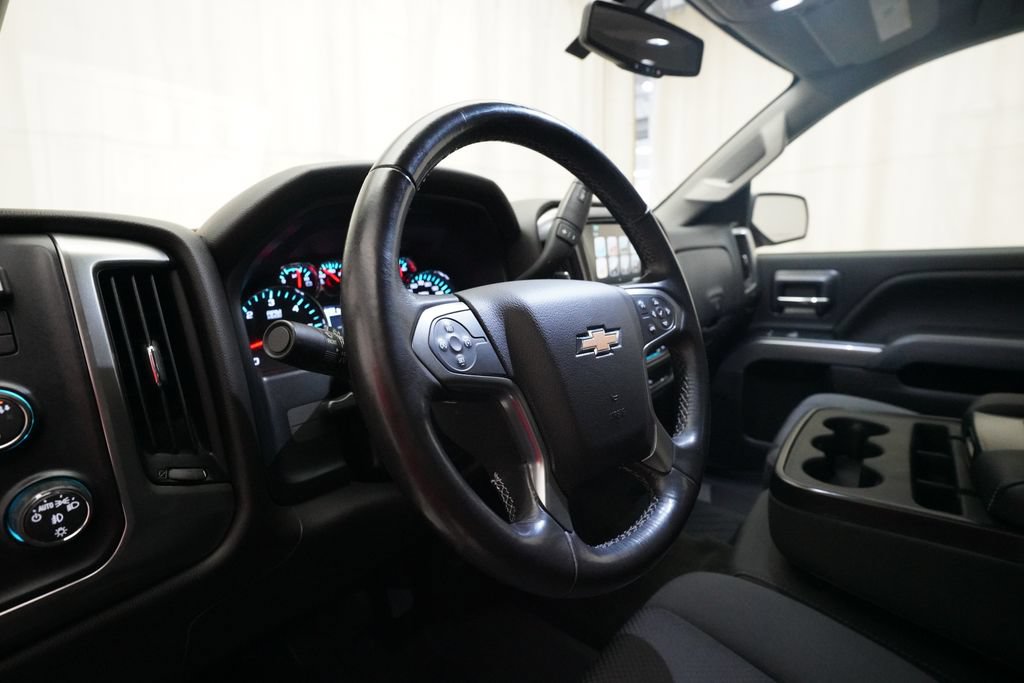 Used 2019 Chevrolet Silverado 1500 LT w/ All Star Edition AWD/4WD image 8