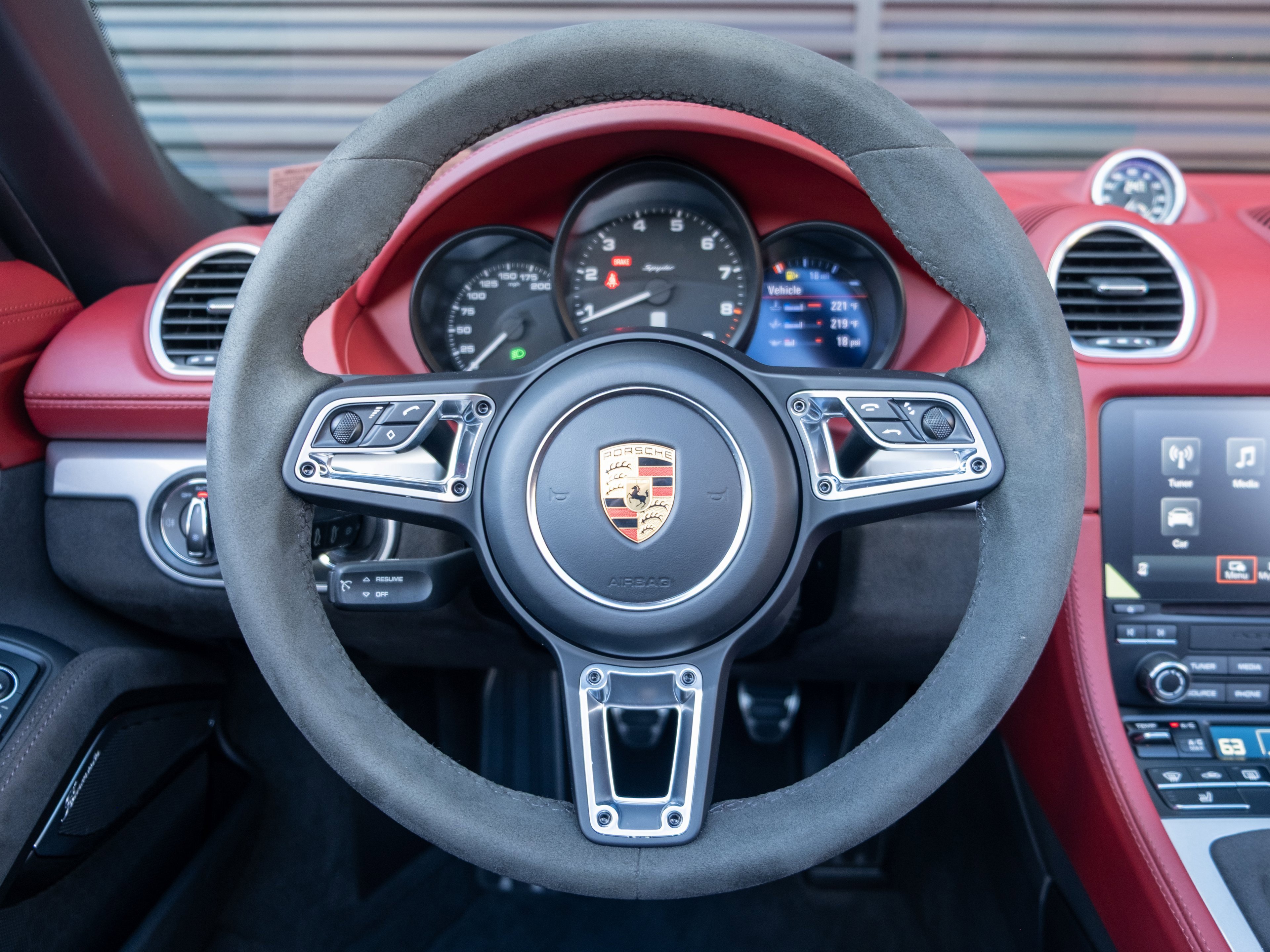 Certified 2021 Porsche 718 Boxster Spyder image 6