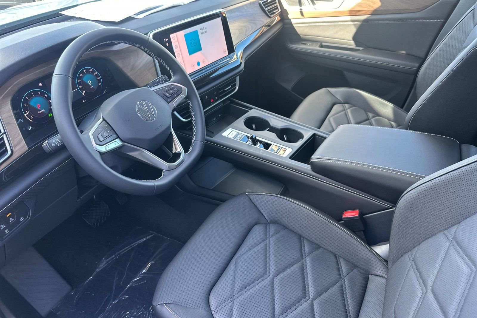 New 2026 Volkswagen Atlas SE FWD image 10