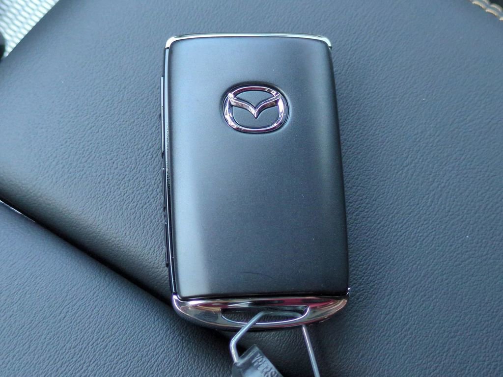 New 2026 MAZDA CX-90 Plug-In Hybrid w/ Premium Plus image 29