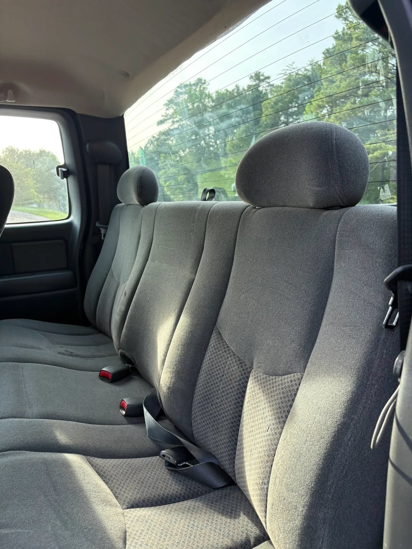 Used 2004 Chevrolet Silverado 1500 LS w/ Light Duty Power Package AWD/4WD image 25