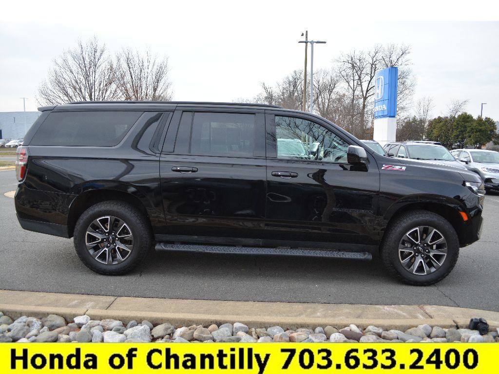 Used 2021 Chevrolet Suburban Z71 image 11