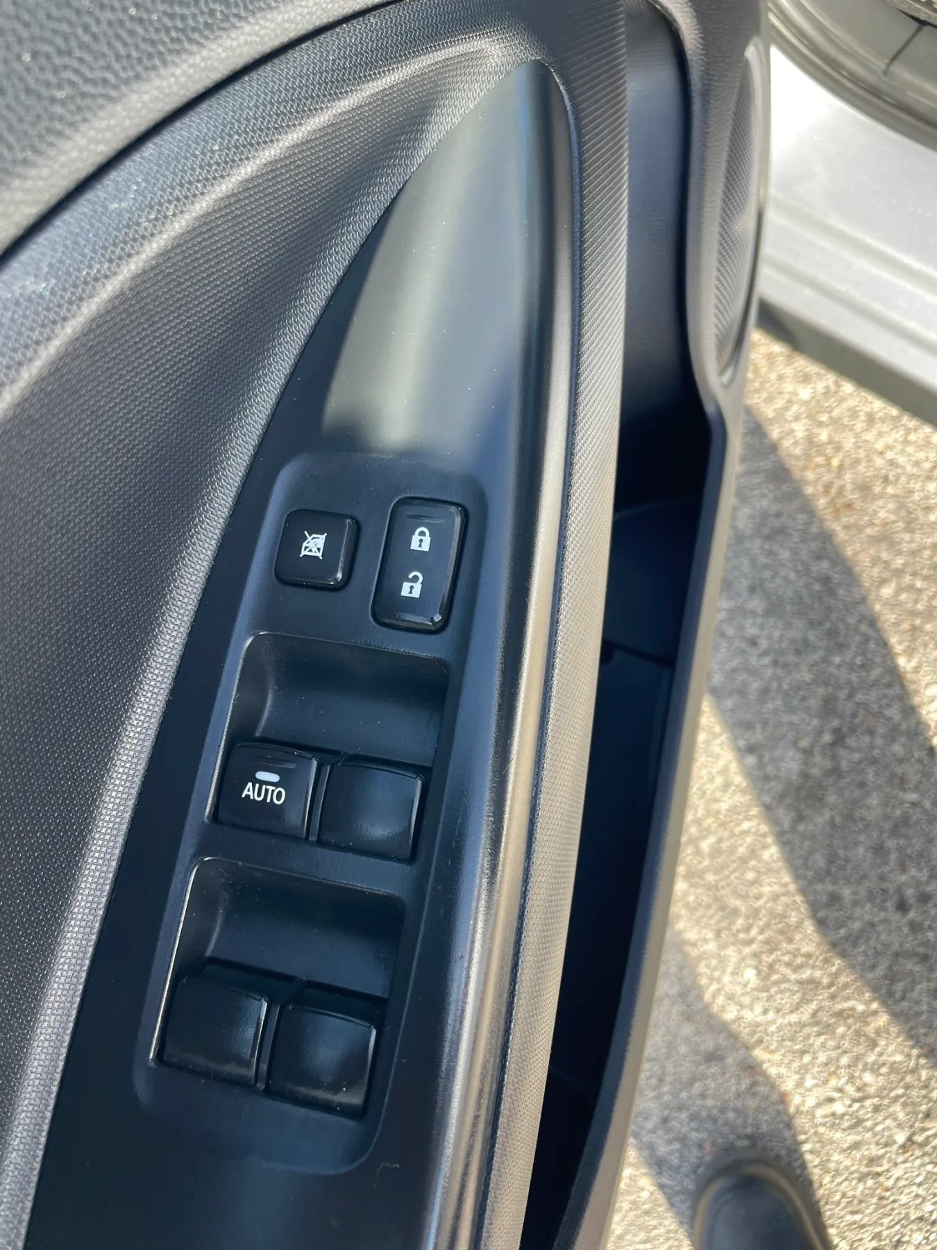 Used 2024 Mitsubishi Mirage ES FWD image 15